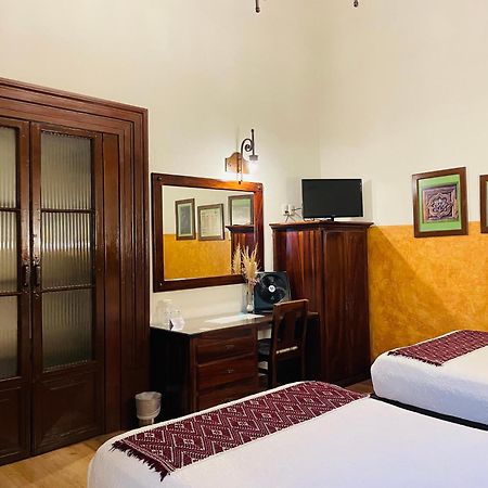 Hotel Historia มอเรเลีย ภายนอก รูปภาพ