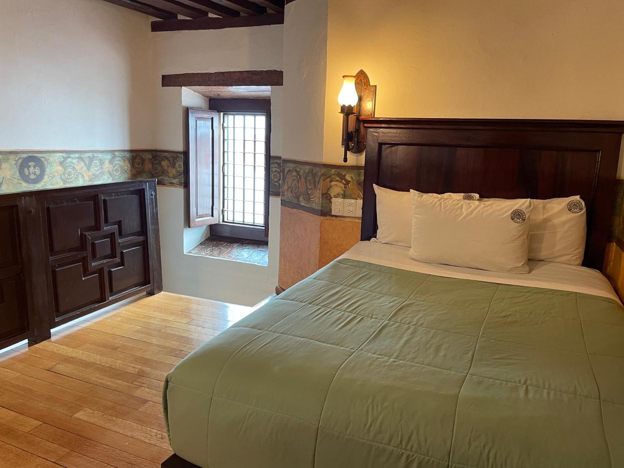 Hotel Historia มอเรเลีย ภายนอก รูปภาพ